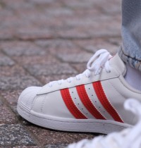 SÜPERSTAR BEYAZ - KIRMIZI İTHAL